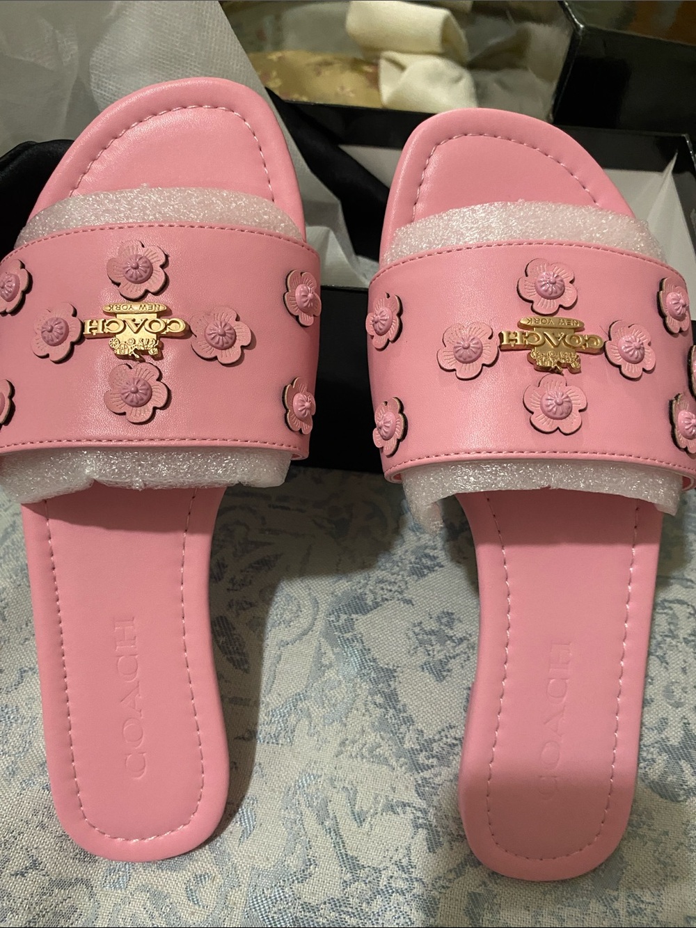 Coach Pink Floral Appliqué Slide Sandals with Gold Logo - Picture 2 of 7